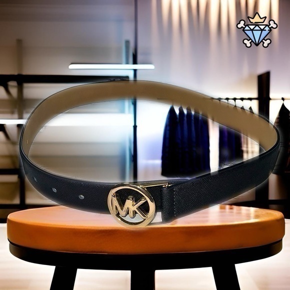 MICHAEL KORS BLACK BELT WITH LOGO BUCKLE SIZE SMALL - Picture 1 of 9